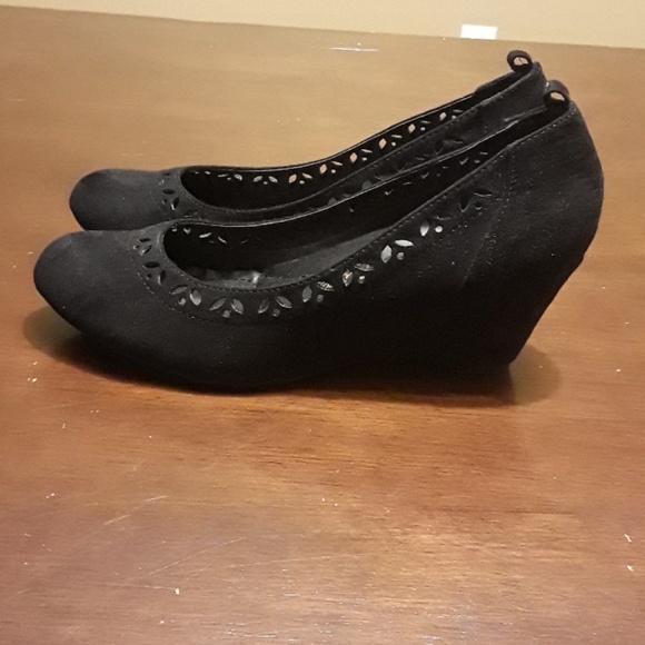 Wedges - Picture 2 of 5